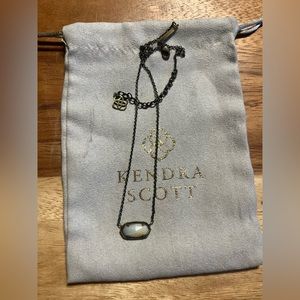 Kendra Scott necklace